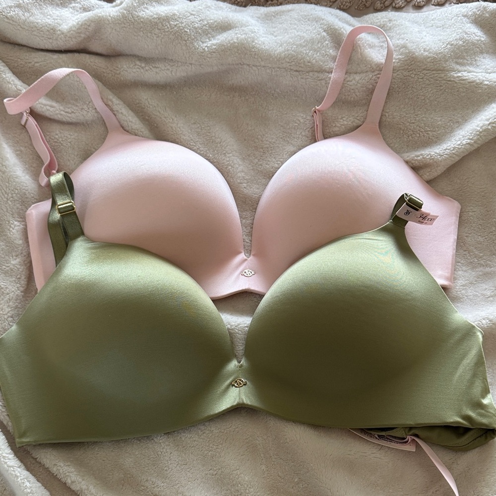 Victoria's Secret Pink & Olive Smooth T-Shirt Bra Duo